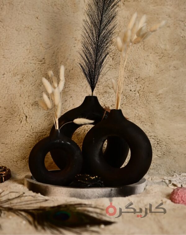 Abstract Black Donut Vase (Set of 5) Without Flowers | Karigra