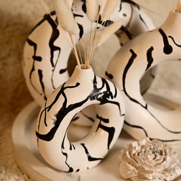 Abstract Zebra Stripes Donut Vase (Set of 5) Without Flowers | Karigra - Image 3