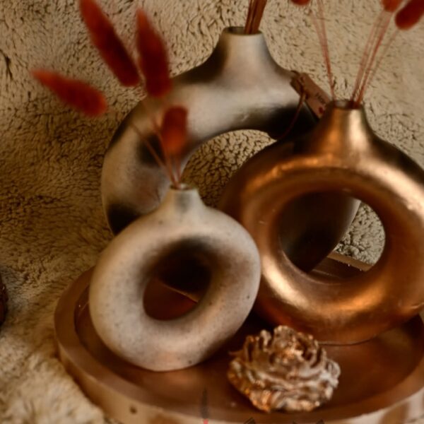 Elegant Modern Abstract Golden Black Donut Vase (Set of 5) | Karigra - Image 3