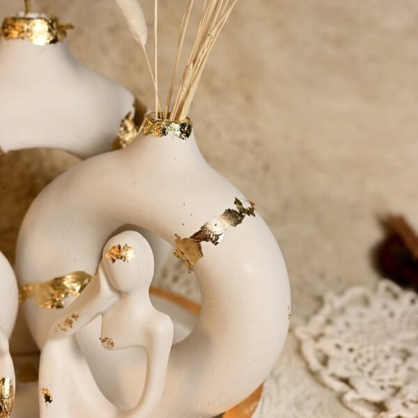 Elegant Modern White Gold Leaf Embellished Donut (Set of 6) with Two Abstract Thinkers | Karigra - Image 4
